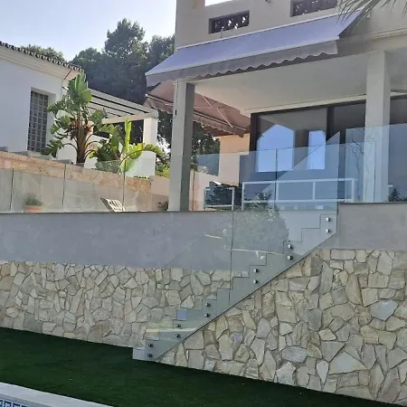 Paraiso Pool And Garden Willa *