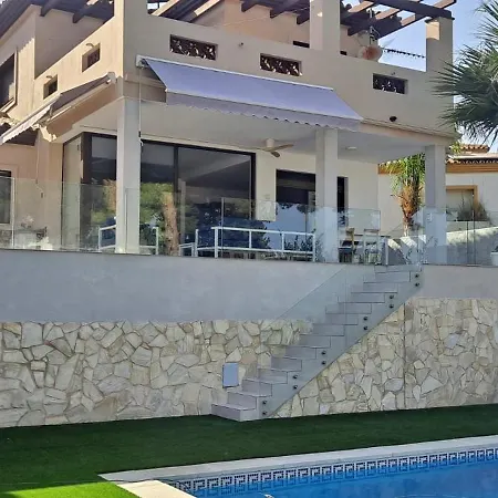 Willa Paraiso Pool And Garden *